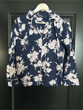 Lauren Ralph Lauren Navy Floral Button-Up pajama set size small